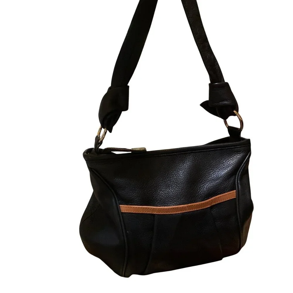 Tre Vero sophisticated leather